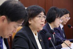 정은경 “산후조리원 부가서비스 조사…불공정거래 개선”