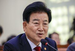 정동영, ‘北에 딸-기쁨조 접대설’ 유포자 고소…“사실 날조 인신공격”