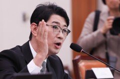 與 ‘金여사 황제골프’ 의혹 제기한 주진우 고발…“악의적 허위 주장”