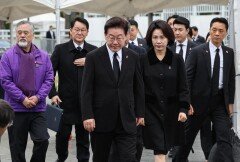 [속보]李 “이태원 참사 단 하나의 의문도 안 남게 진실 밝힐 것”