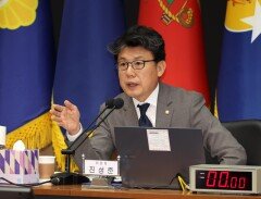 與, ‘진성준 비자 거부’에 격앙 “美가 국회 권위 훼손”