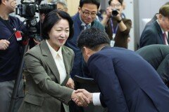추미애 “경기 가용재원 1.5조원뿐…낡은 지방세제 뜯어고쳐야”