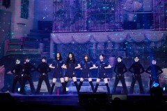 아일릿, 여성 경찰관 성적 대상화 의혹 해명 “블랙 요원 콘셉트”