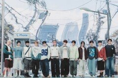 코이키즈, 데뷔 16일 만에 하프 밀리언셀러…日 오리콘 2관왕