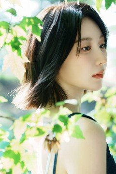 이채연, 춤 내려놓고 J록으로…日 오리콘 차트 진입