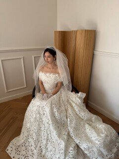 김소연, ♥이상우와 결혼 9년 차에 또 신부 변신…순백의 웨딩드레스 [SD셀픽]