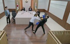 이혼 조중 중 남편vs아내 스파링, 사상 최초 (이혼숙려캠프)