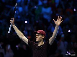 ‘윔블던 기세 쭉’ 시너, 투어 파이널스는 내 것 [포토]