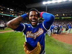 ‘2026 WBC 최우수선수(MVP)’에 빛나는 마이켈 가르시아 [포토]