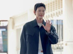 김우빈, 럭셔리 남친룩의 정석…신민아 또 반하겠네