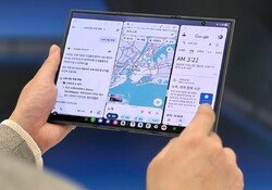 삼성전자, 두 번 접는 갤럭시Z 트라이폴드 공개