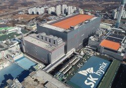 SK하이닉스도 어닝서프라이즈?… “1분기 영업이익 역대 최대 40조 돌파 전망”