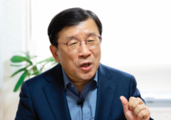 [영상] “상승장에서 상단 예측하지 않아, 시장은 늘 오버슈팅… 중장기 계좌엔 반도체뿐”