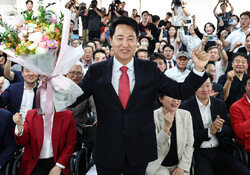 “일방적 권력 행사 모습에 정권 견제 심리 발동”… 줄곧 뒤지던 오세훈, 정원오에 ‘막판 대역전’