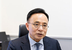 “美 증시, IT 버블 때보다 심한 거품… 비중 줄여라”