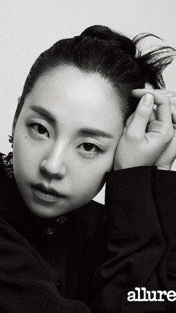 안소희 맞아? 연극판 뛰어들더니 눈빛부터 달라졌다 [화보]