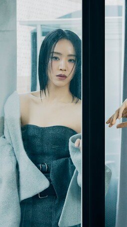 신혜선, 이준혁과 8년만 재회 “멜로였으면 더 좋았을 걸” [화보]