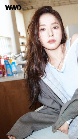 신세경 “혼란스러울수록 운동으로 스스로 잡아”[화보]