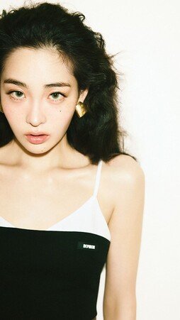 ‘뼈말라’ 된 김민하, 9kg 감량 후 분위기도 달라졌네 [화보]