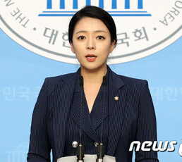 배현진 “北 열병식 통째 중계…여기가 북조선이냐”