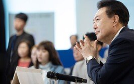 “개혁으로 기득권 뺏기니 정권퇴진 운동”… 尹, 야당 정면비판