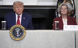 ‘실세’ 와일스 “트럼프, 알코올 중독자 성향… 관세 생각대로 뱉어”