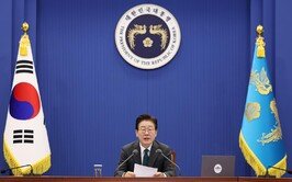靑 “개헌안 투표 불성립 유감…국힘, 내일 표결 참여해야”