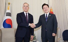 李, 캐나다 총리에 “방산 강국 韓, 최적의 파트너”…잠수함 수주전 지원