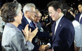 오늘 李-文 오찬 회동…‘통합’ 상징 비빔밥 준비