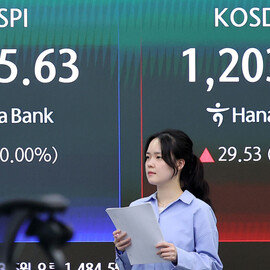 6500 코앞에서 멈춘 코스피, 골드만삭스 “8000까지 간다”