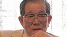 베풀며 살아가는 92세 현역 의사 히노하라 시게아키