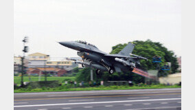 美 지원받는 대만 공군, 中 스텔스전투기 잡는 F-16V 배치 훈련