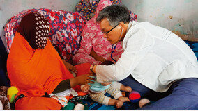 아내·두 아들 데리고 아프간 전쟁터에서 부상자 치료한 외과의사 박세업 