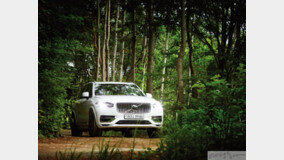 ??? ??? ????? SUV ?? XC90 T8