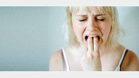 식이장애는 치아에 어떤 영향을 미칠까? 