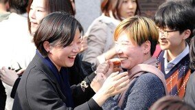 “여성의 고통으로 이뤄낸 기념비적 승리”…서울 도심서 환영집회