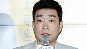 ‘광대들’ 손현주 “첫 사극 영화, 90년대 생긴 트라우마 극복”