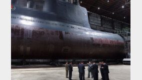 [인사이드&인사이트]北, ‘SLBM 3기 탑재’ 3000t급 신형 잠수함 건조 끝낸듯