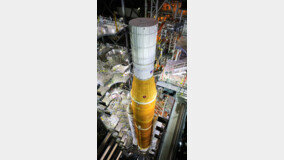 현존 최강 우주로켓 발사… 달 착륙에 도전하는 각국