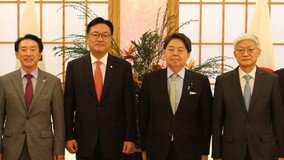 尹 대표단 “한일 가장 좋았던 시절로 복원을”… 日 “韓 새 정부 출범 계기로 관계 개선 도모”
