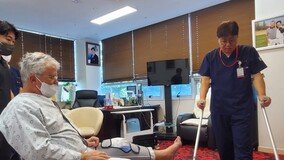 [단독]히딩크, 한국서 두번째 ‘무릎 줄기세포 재생수술’ 받아…“세계 최고 의술 보유국”