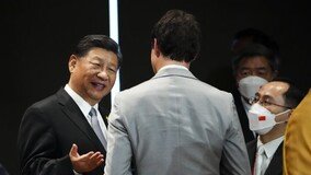 “대화 유출 됐잖소!” 시진핑, 카메라 앞서 캐나다 총리에 따져