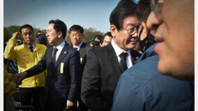 이재명 “돈 봉투 의혹, 당 대표로서 사과…송영길 조기귀국 요청”