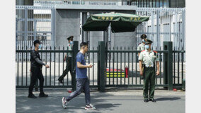 中, 일본인 학교에 돌 투척… 日, 中대사 불러 “안전 확보” 요구