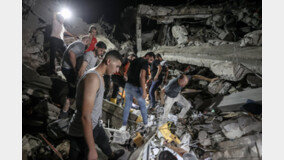 ‘가자 교회’ 폭격 200명 사망, 이스라엘 “하마스 공습하다… ” 시인