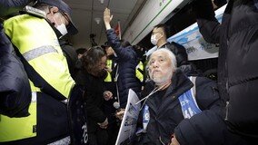 서울교통공사 “전장연 시위 원천봉쇄…지하철 역사 진입 차단”