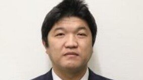 “한국은 구걸 집단” 막말 日시의원, 의회 사직권고 거부
