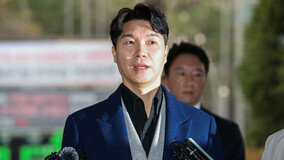 박수홍 “착잡하고 황망하다”…친형 ‘징역 7년’ 구형에 밝힌 심경