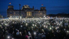 “反이민 안돼” 獨베를린서 반극우 시위