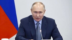 푸틴 “우크라 공격으로 포로 수송기 추락…고의든 실수든 범죄”